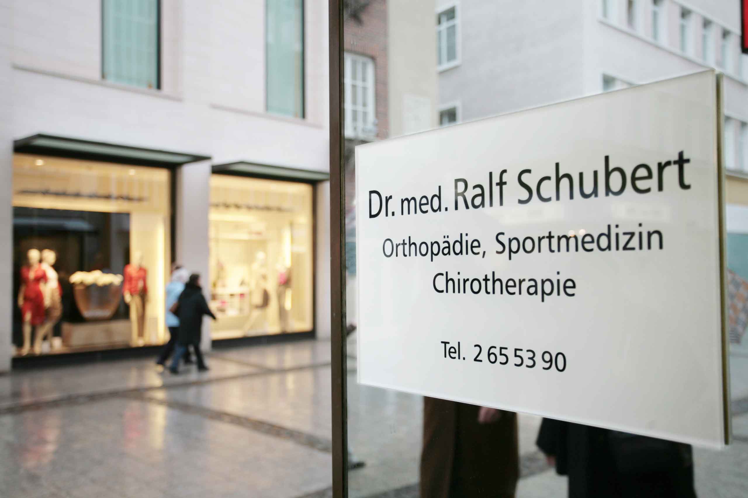 Eingang Praxis Dr. Ralf Schubert